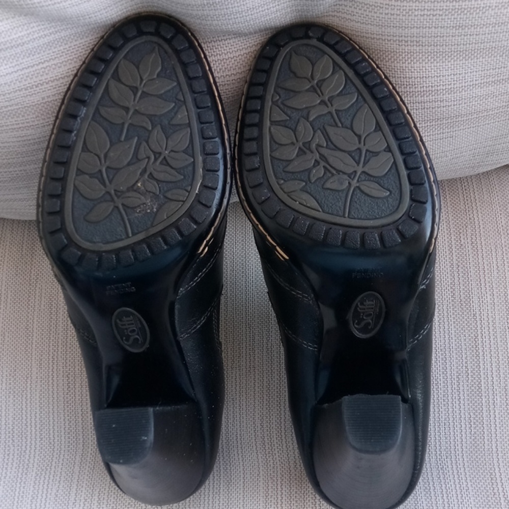 Shoes - Picture 5 of 5